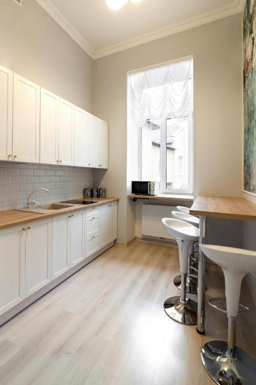 Leogrand Apartments On Lychakivska 3 Λβιβ Εξωτερικό φωτογραφία
